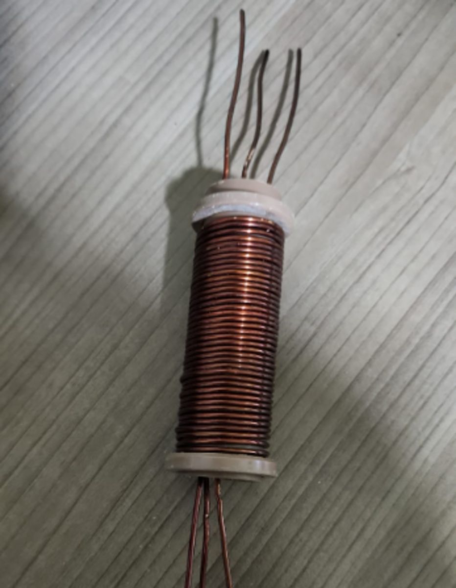 Trifilar coil wound on the 25 mm PVC pipe