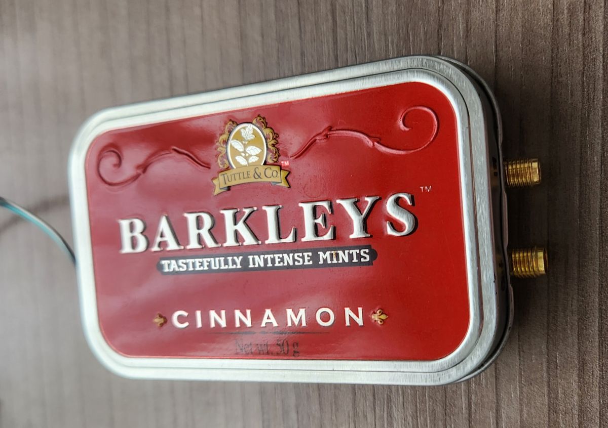 Closed Barkleys tin, with the SMA connectors